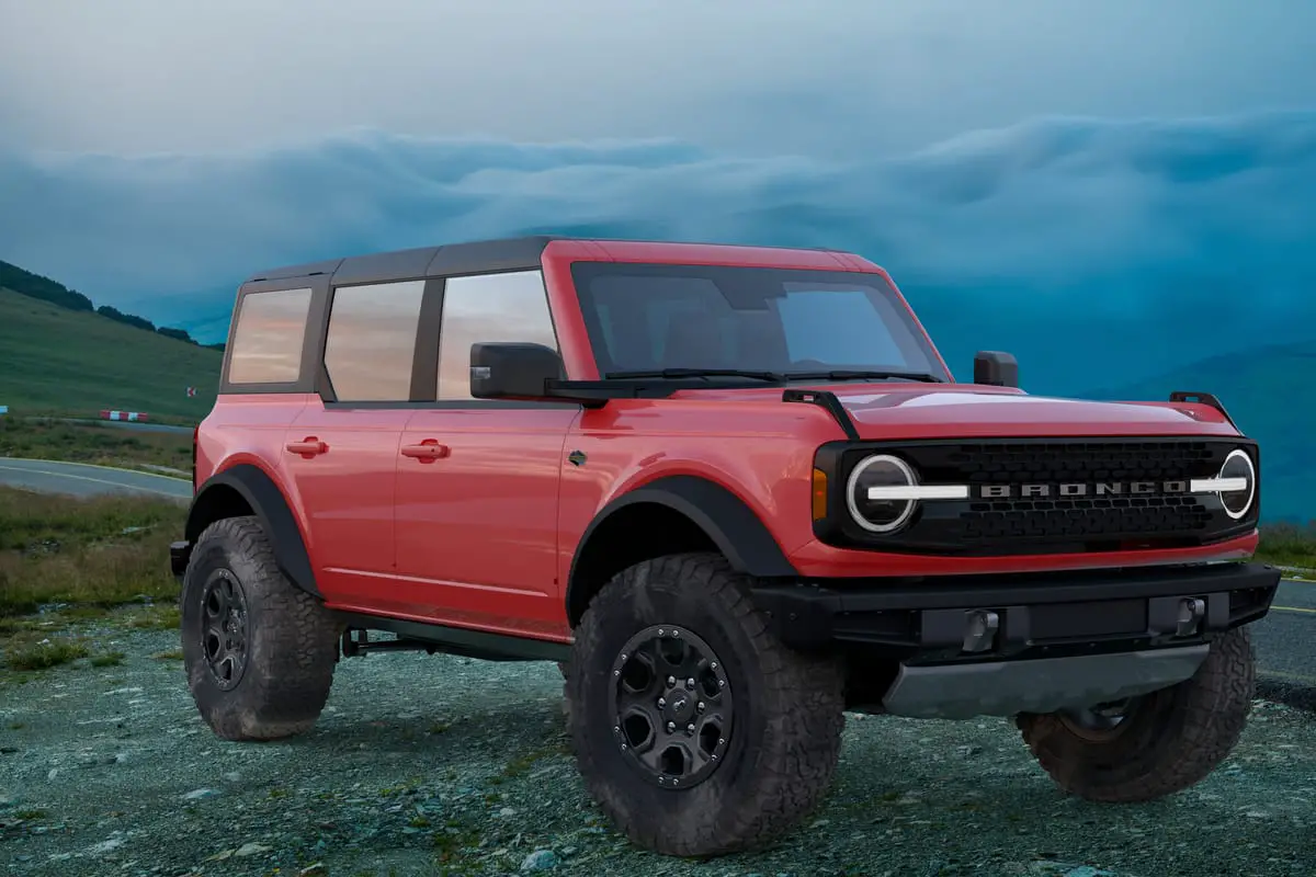 The Ford Bronco comes with heated seats in the most basic model and every model above it